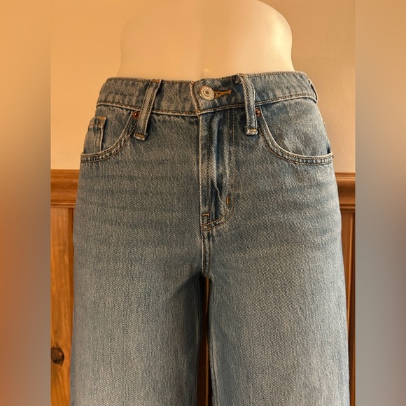 Wide leg baggy, mid-rise Drapey Denim Sz 0, medium wash, stylish, short length - Picture 6 of 13